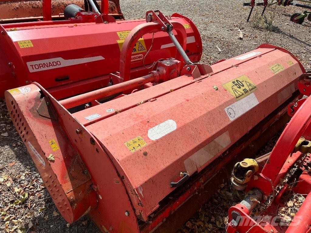 Maschio Tornado 280 Karjamaade niidukid / pealselõikurid