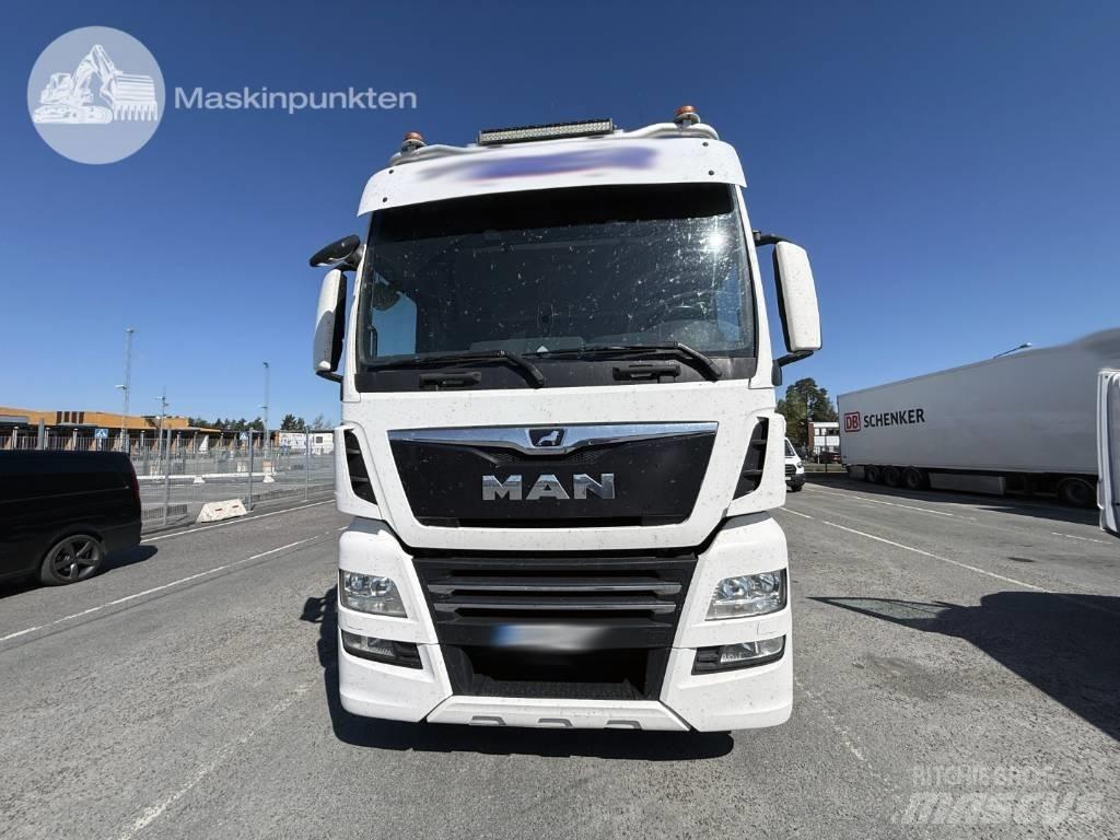 MAN TGX 28.510 Sadulveokid