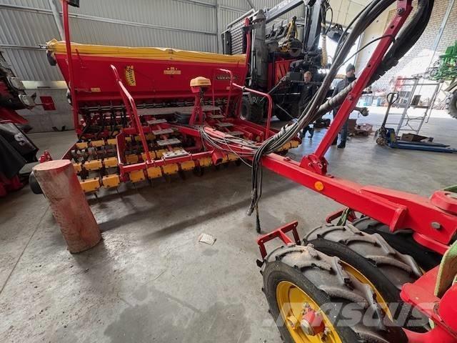 Väderstad Rapid400C Külvikud