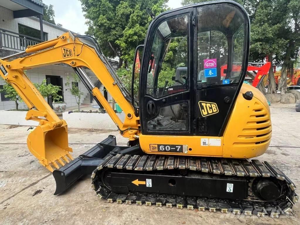 JCB 8052 ZTS Roomikekskavaatorid