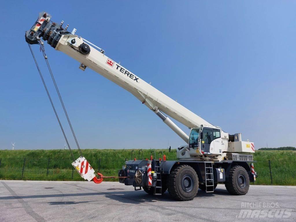 Terex RT 90 Raske maastiku tõstukid