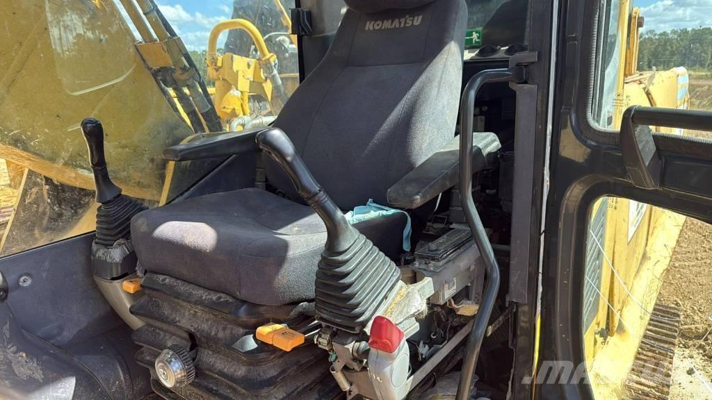 Komatsu 2012 Roomikkraanad