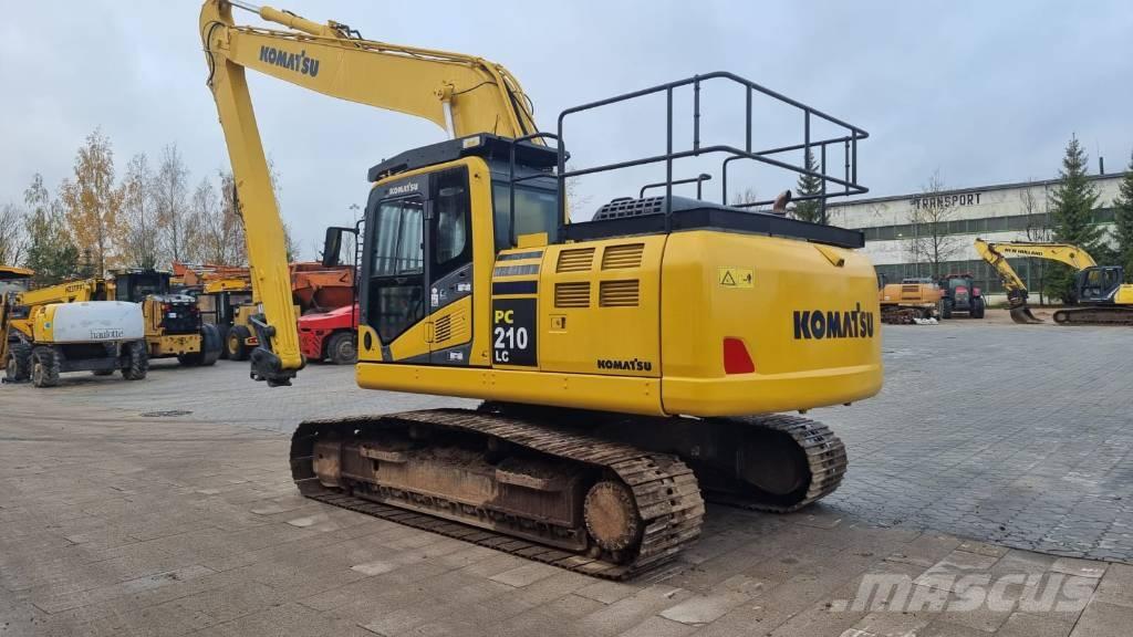 Komatsu PC 210 LC-11 Roomikekskavaatorid