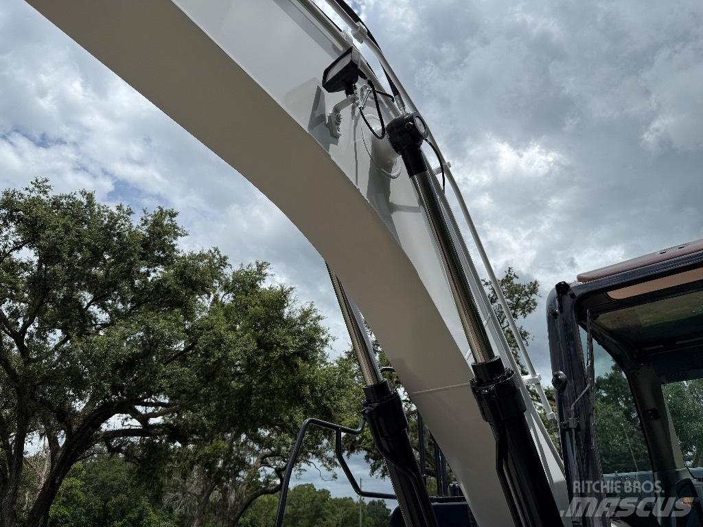 Bobcat E165 Roomikekskavaatorid