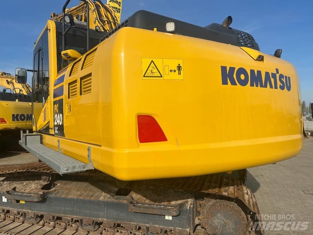 Komatsu PC 240LC-11 Roomikekskavaatorid