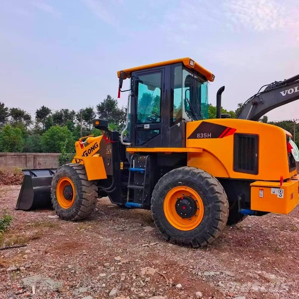 LiuGong 835 H Rataslaadurid
