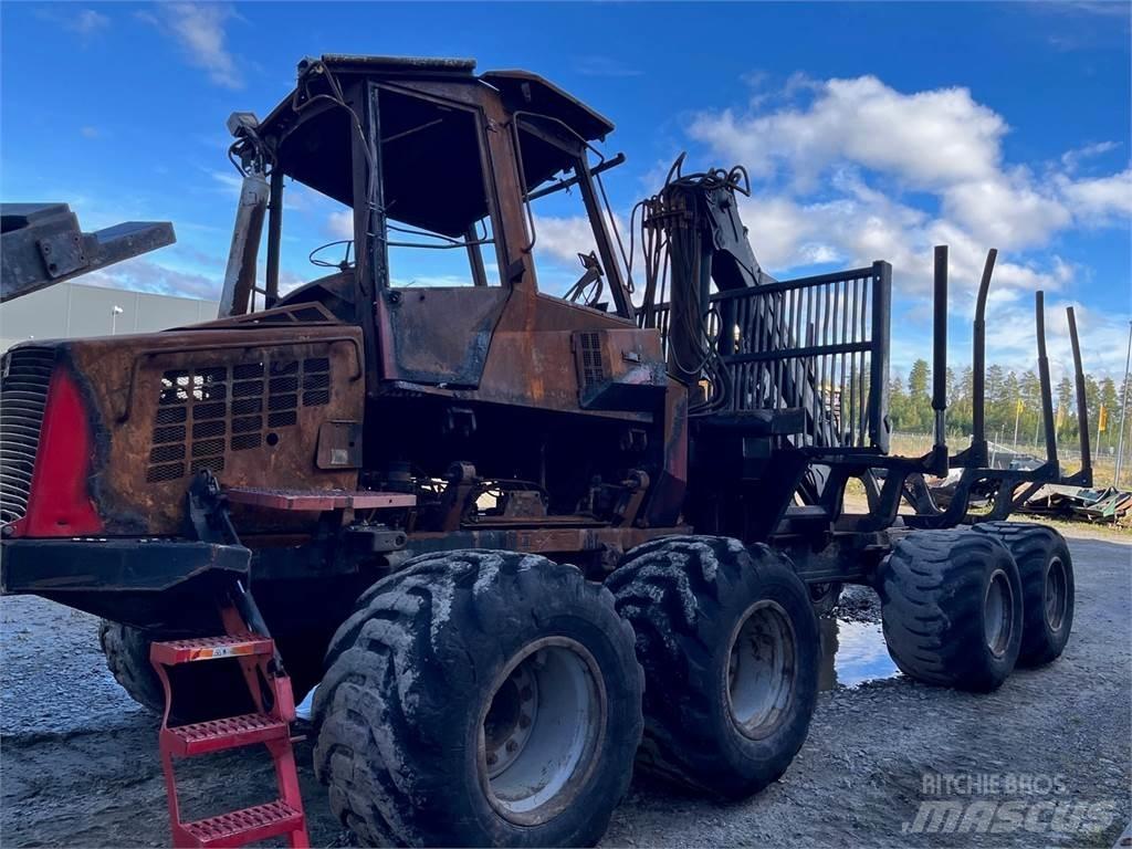 Komatsu 840TX Forwarderid