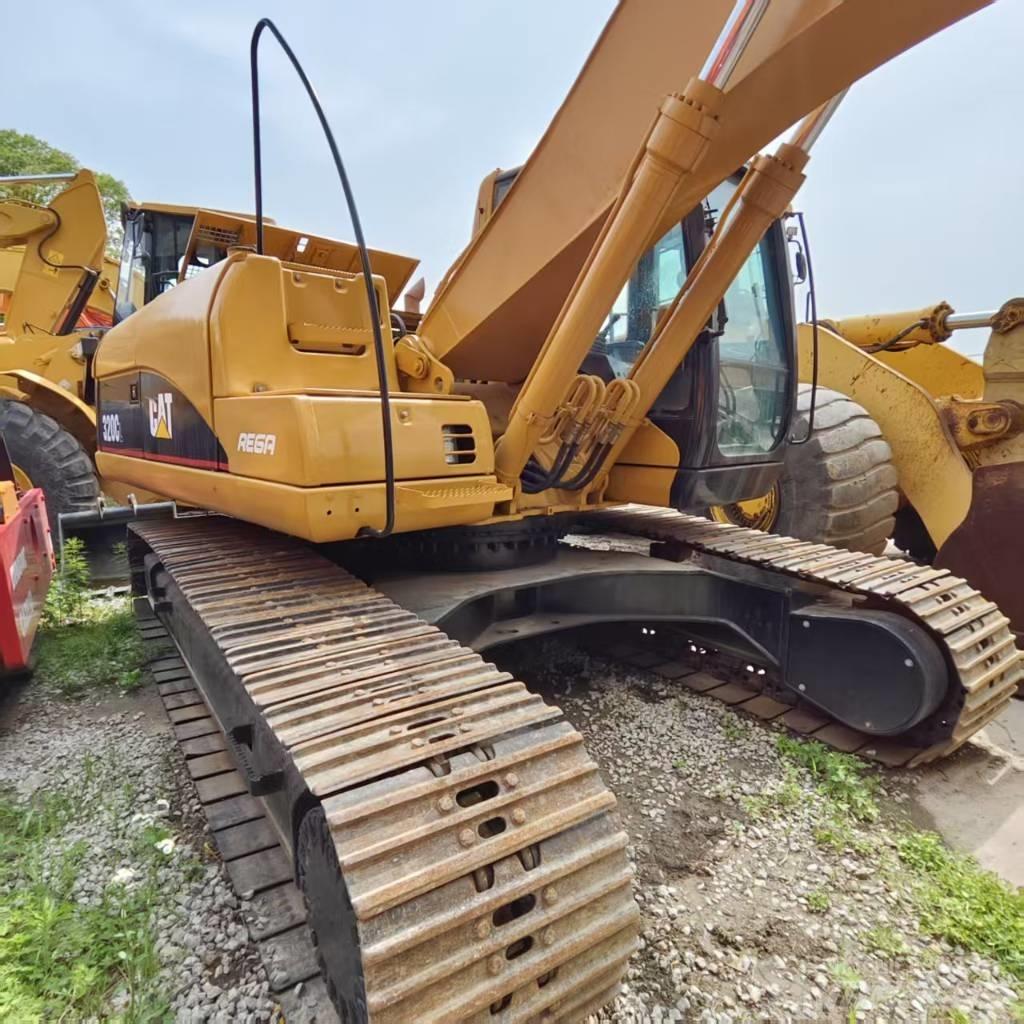CAT 320 C L Roomikekskavaatorid