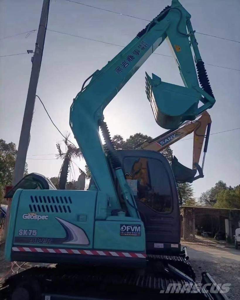 Kobelco 75 Roomikekskavaatorid