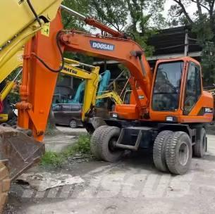 Doosan DH150W-7 Ratasekskavaatorid