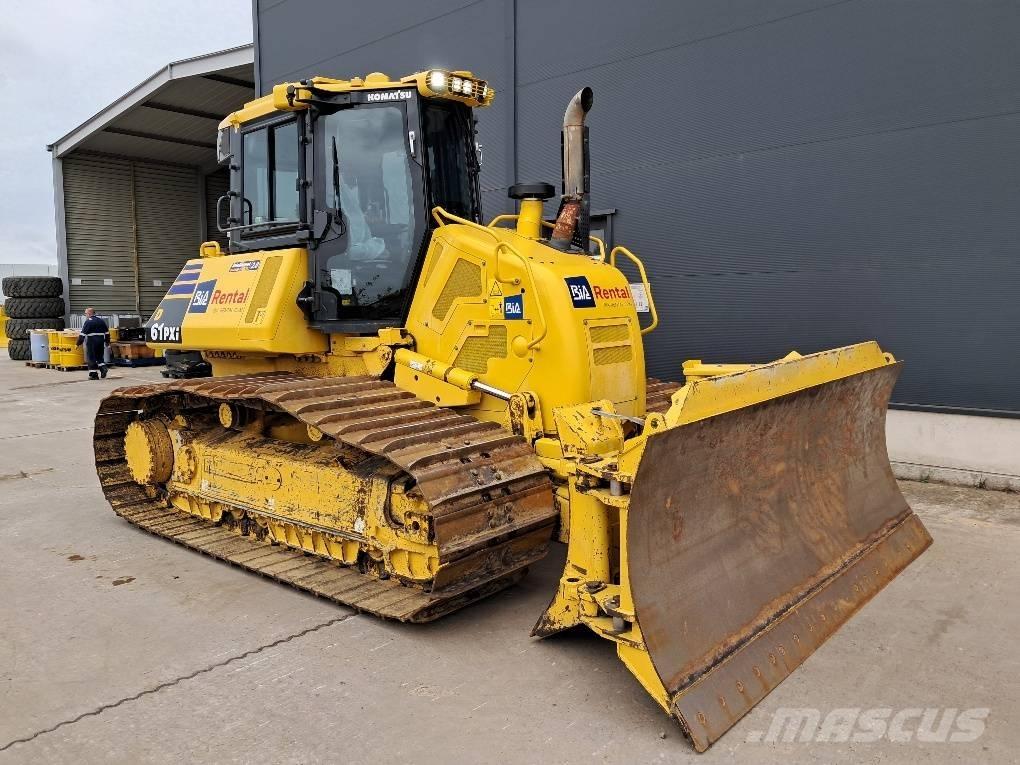 Komatsu D61PXI-24E0 Buldooserid