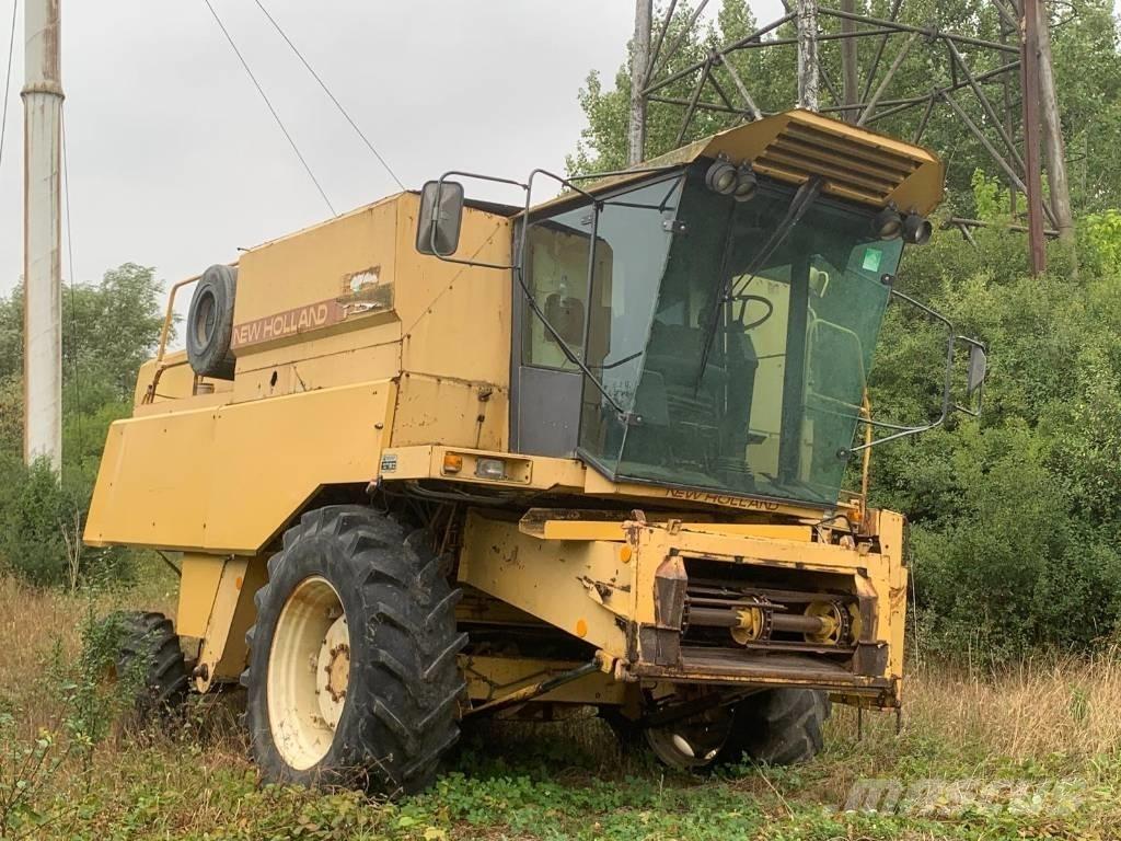New Holland TX 32 Teraviljakombainid