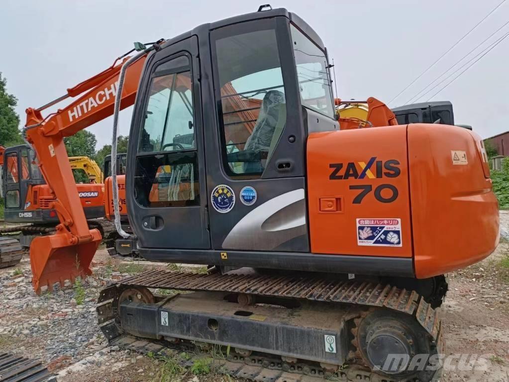 Hitachi ZX70 Miniekskavaatorid < 7 t