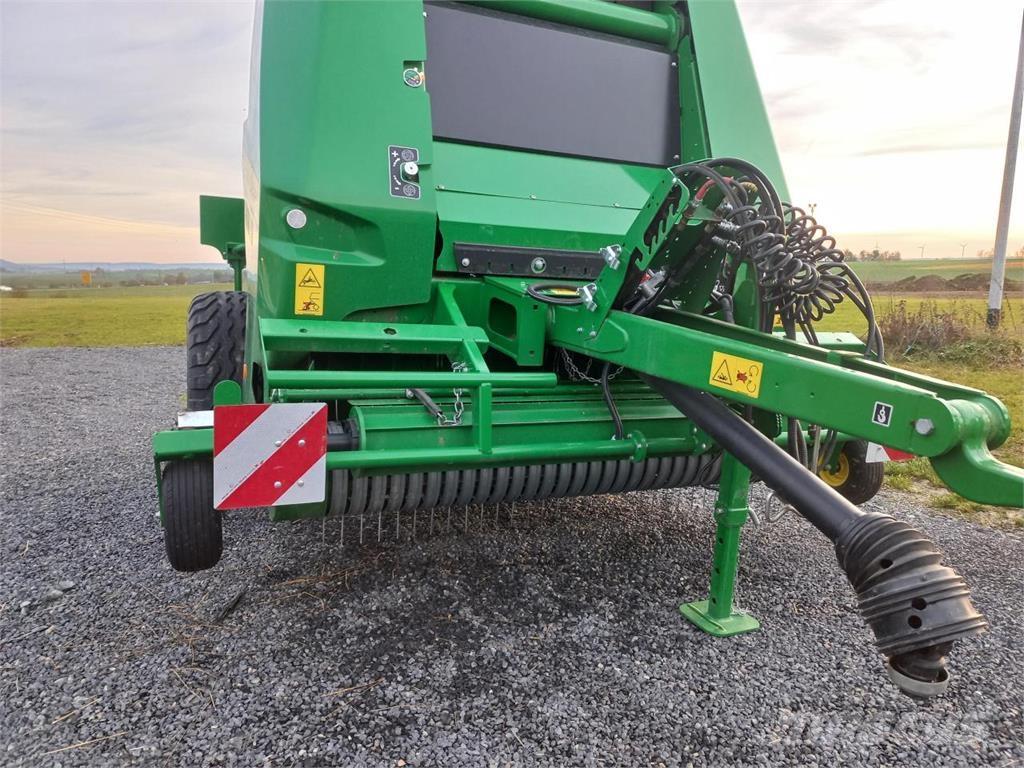 John Deere V461M Ruloonpressid