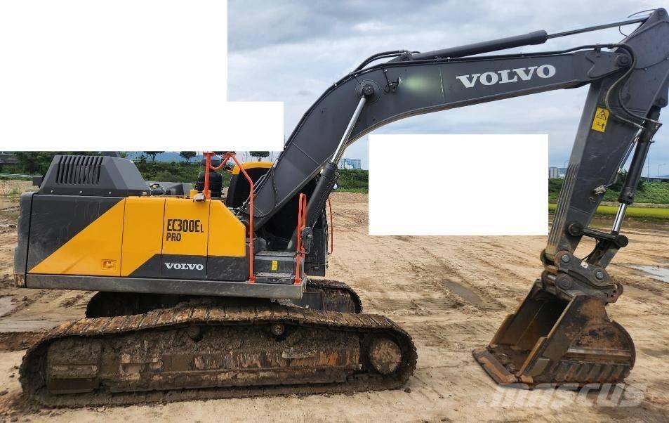 Volvo EC 300 E Roomikekskavaatorid
