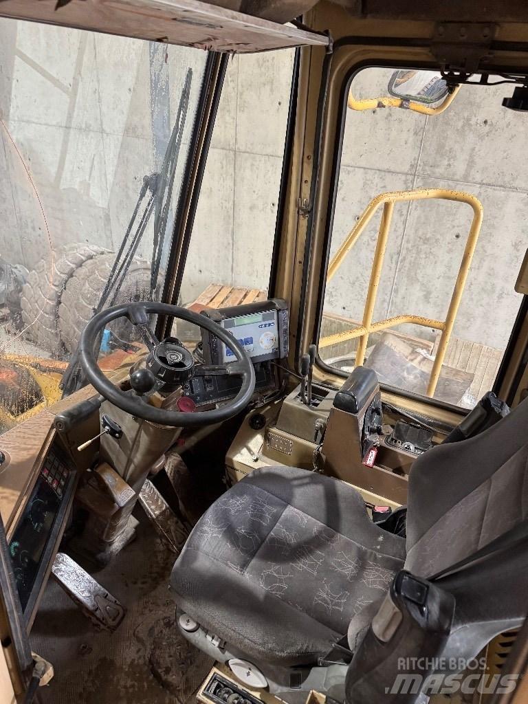 CAT 980 F Rataslaadurid