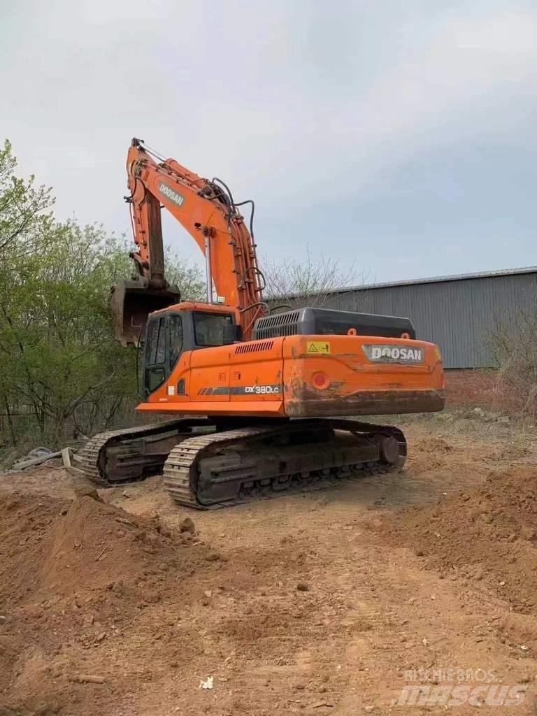 Doosan DX 380 LC Roomikekskavaatorid