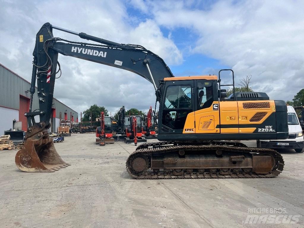 Hyundai HX220AL Roomikekskavaatorid