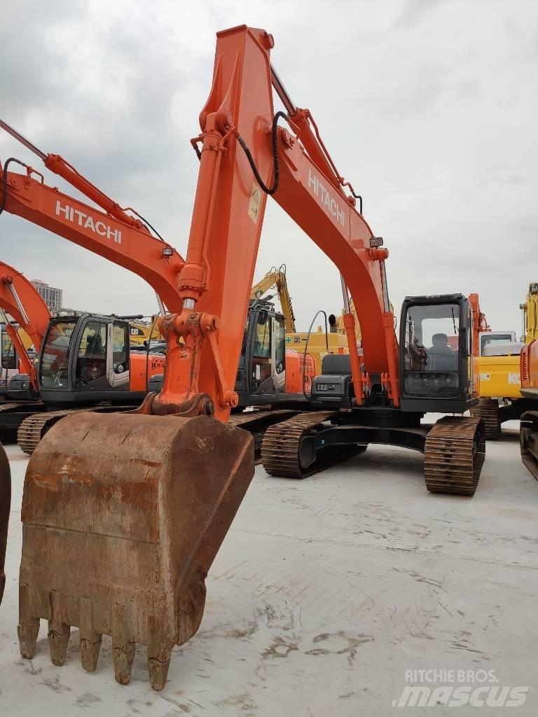 Hitachi ZX 210 H Roomikekskavaatorid