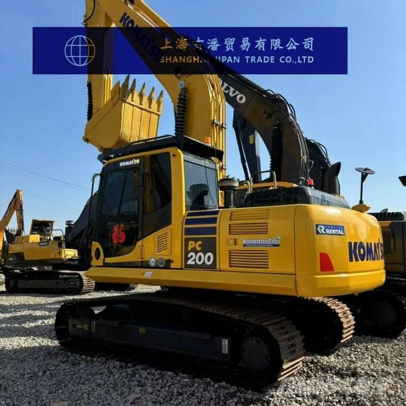 Komatsu PC 200 Roomikekskavaatorid