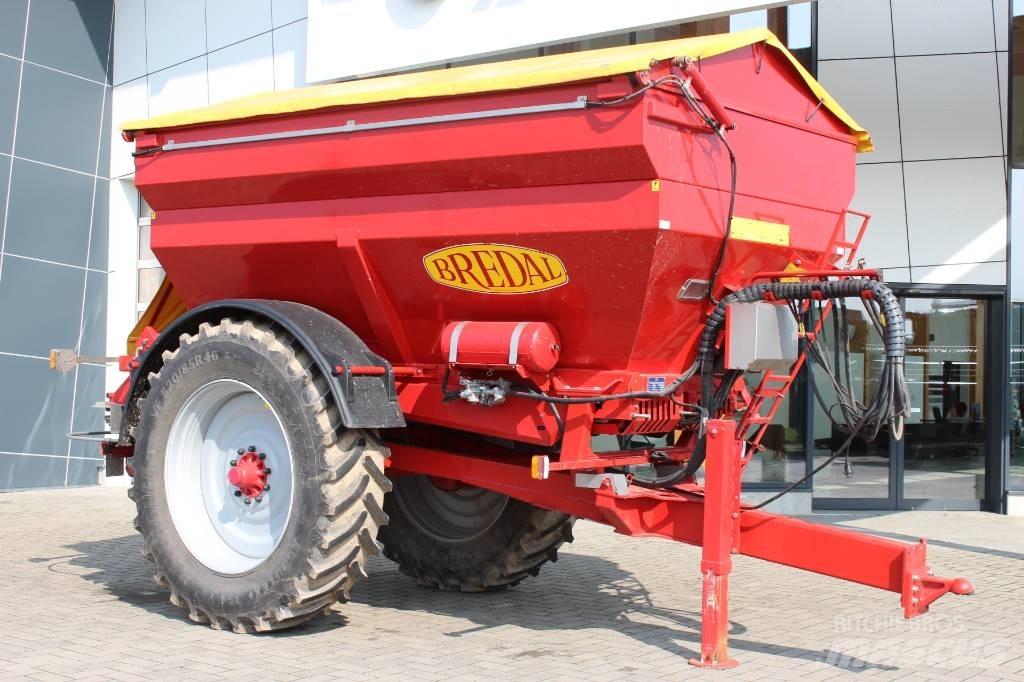 Bredal F 10 Mineraalväetise laoturid