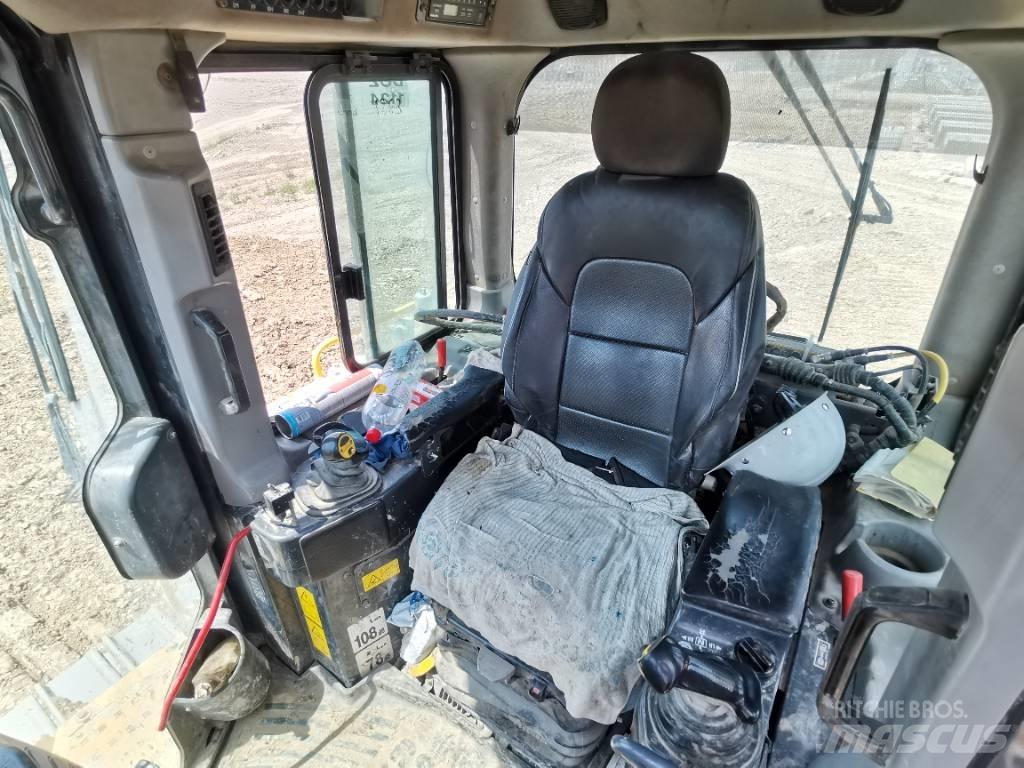 Komatsu D 65 PX-17 Buldooserid
