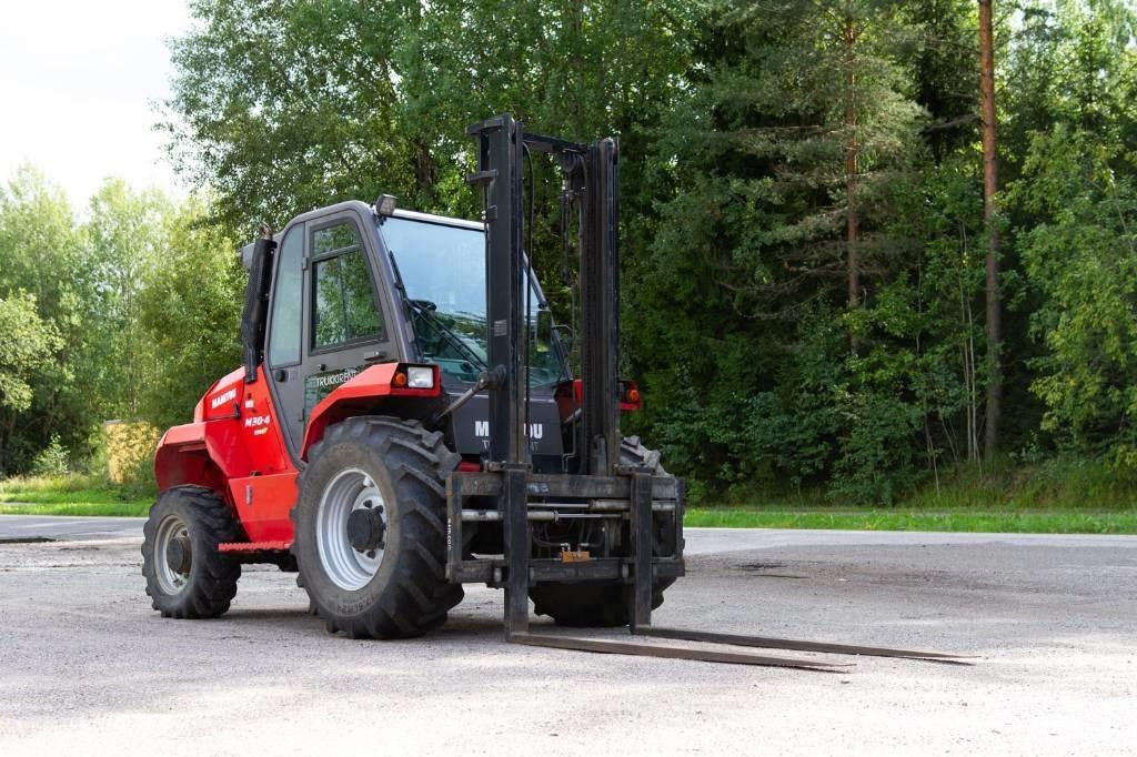 Manitou M 30.4 Maastikutõstukid