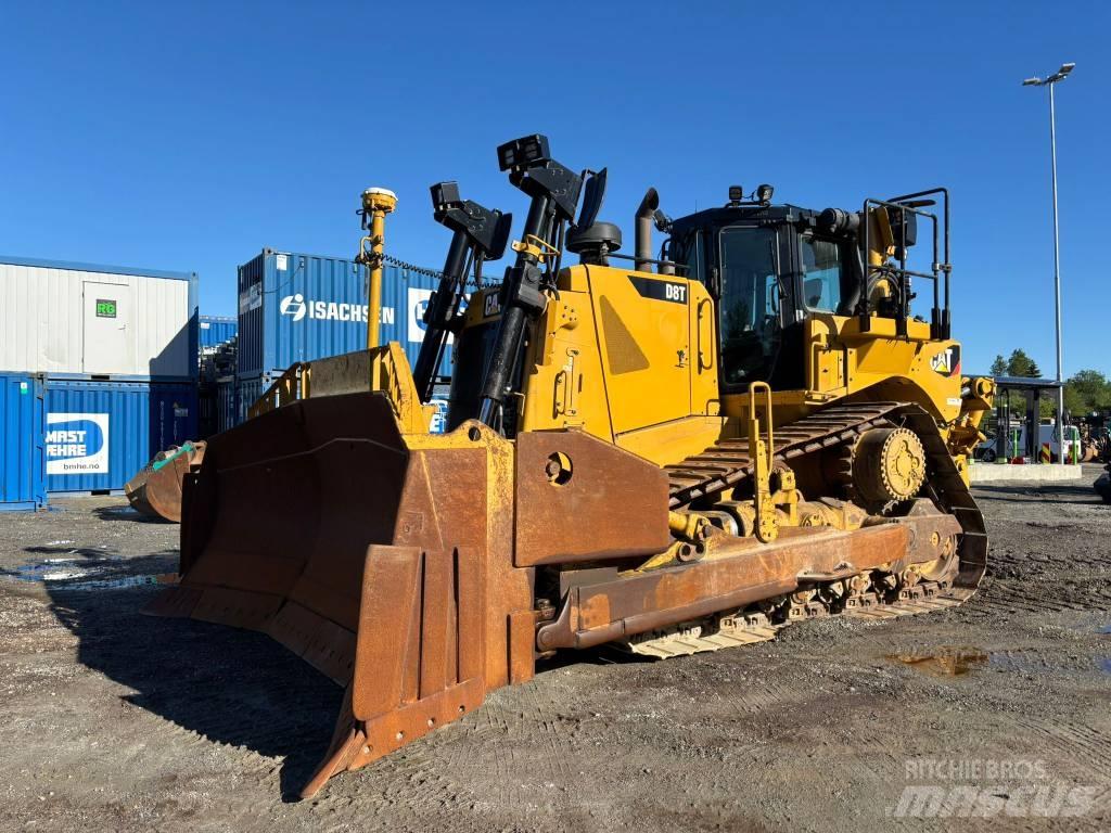 CAT D 8 T Buldooserid