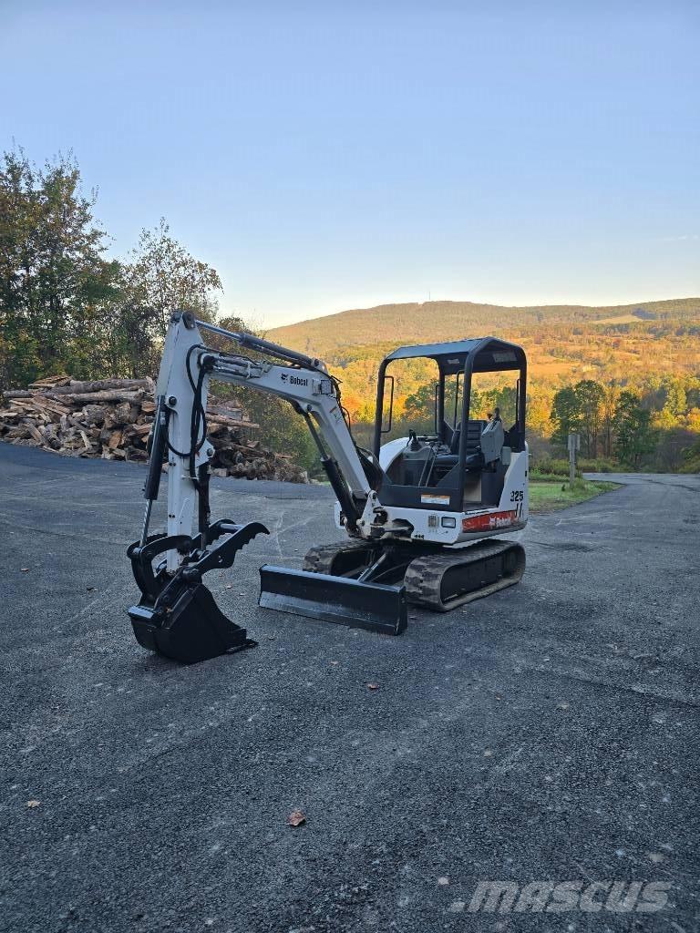 Bobcat 325 G Miniekskavaatorid < 7 t