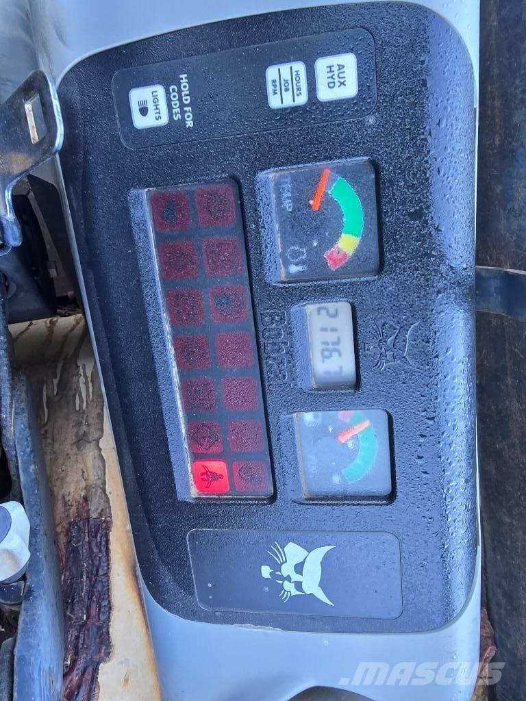 Bobcat 325 G Miniekskavaatorid < 7 t