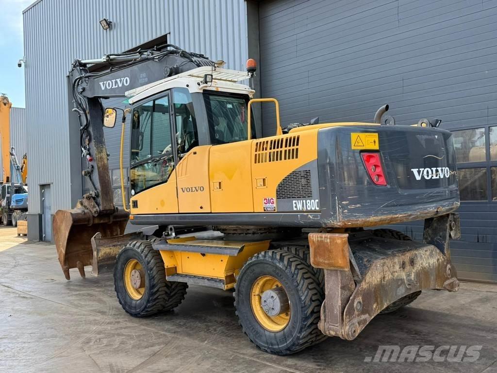 Volvo EW180C Ratasekskavaatorid