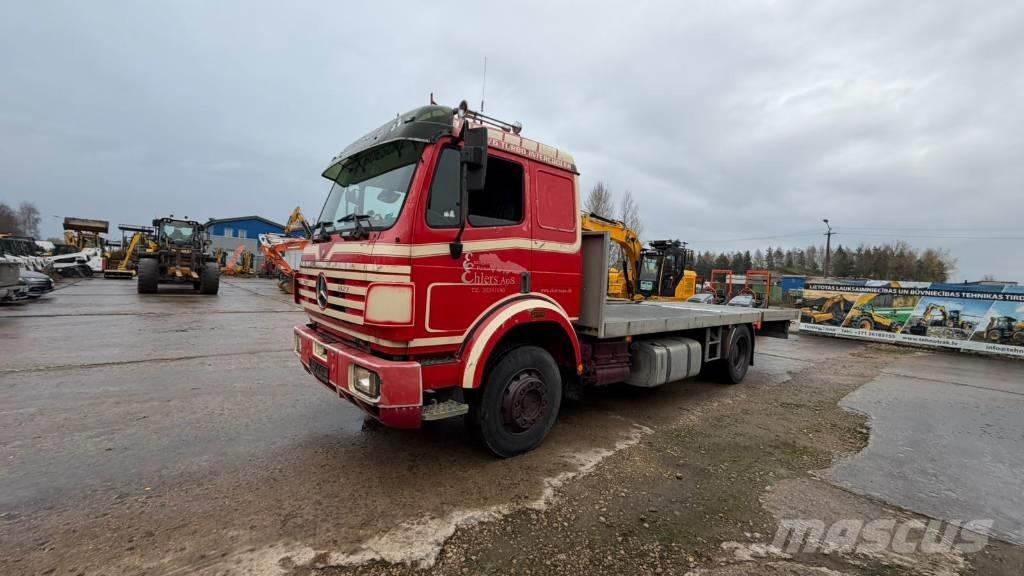 Mercedes-Benz 1827 Autoveokid