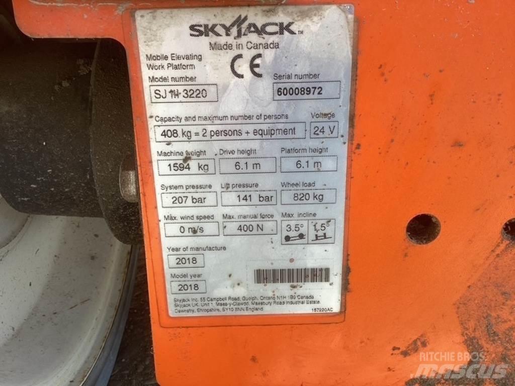 SkyJack SJIII3220 Käärtõstukid