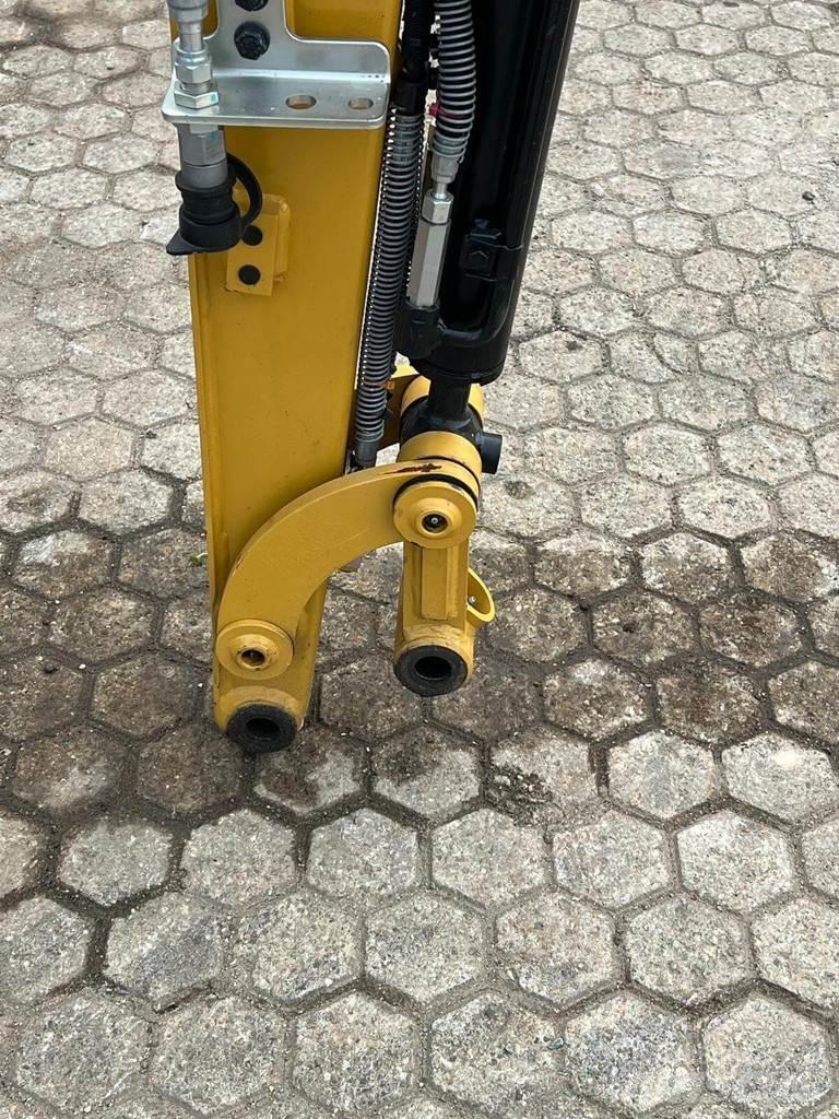CAT 301.8 Miniekskavaatorid < 7 t
