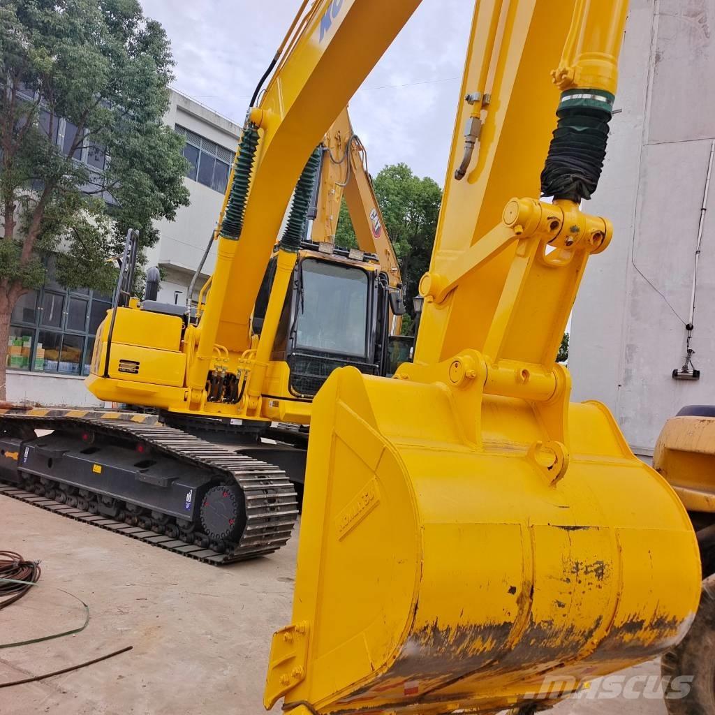 Komatsu PC 220-7 Roomikekskavaatorid