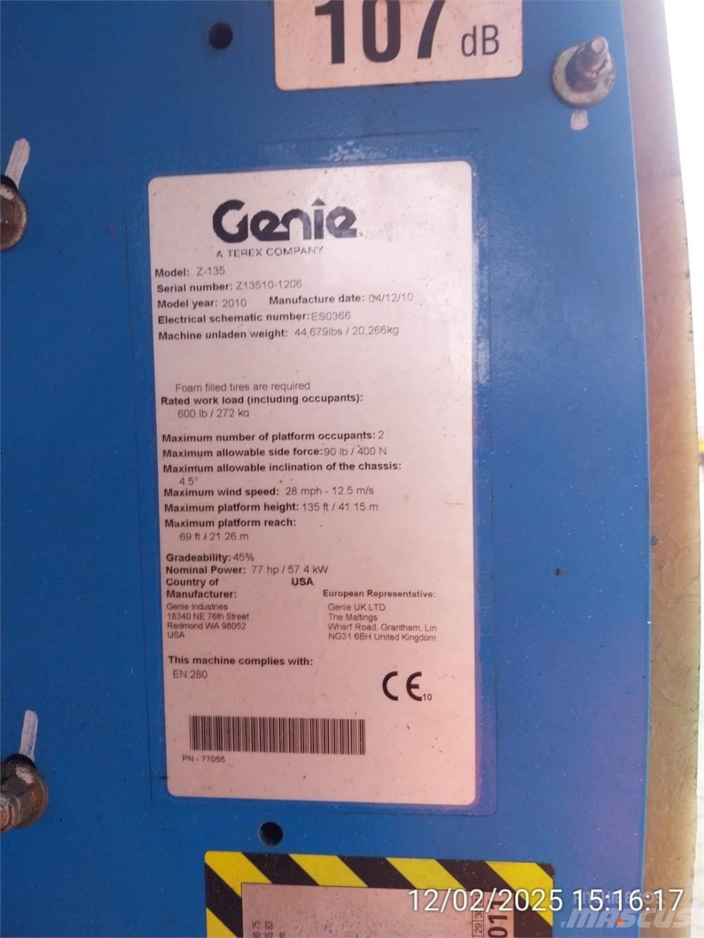 Genie Z135/70 Iseliikuvad poomtõstukid