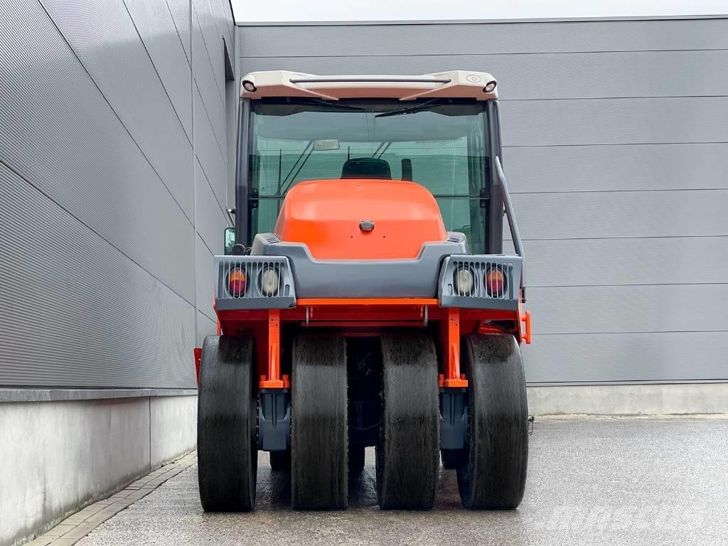 Hamm GRW 280-10 Pneumorehvidega rullid