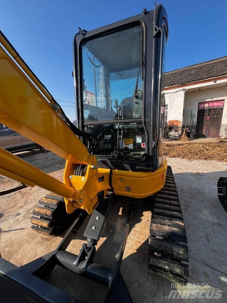 Komatsu PC 35 MR Miniekskavaatorid < 7 t