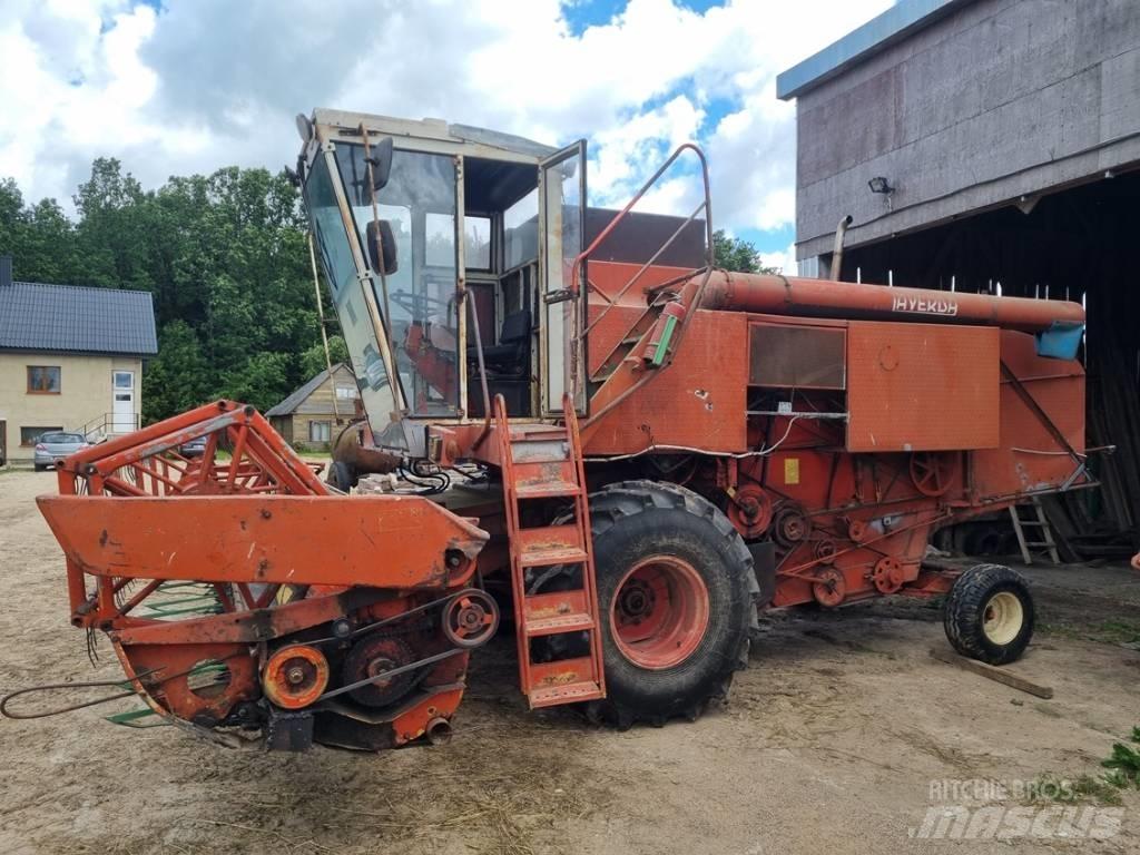 Laverda M152 Teraviljakombainid