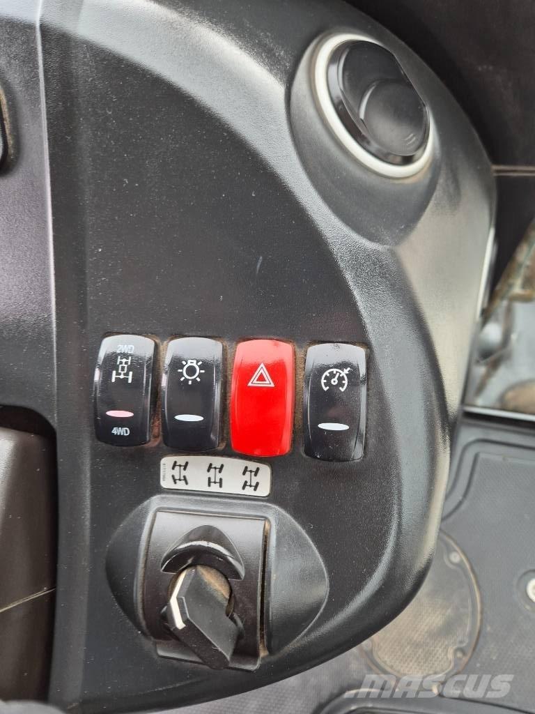 JCB 4CX Ekskavaatorlaadurid