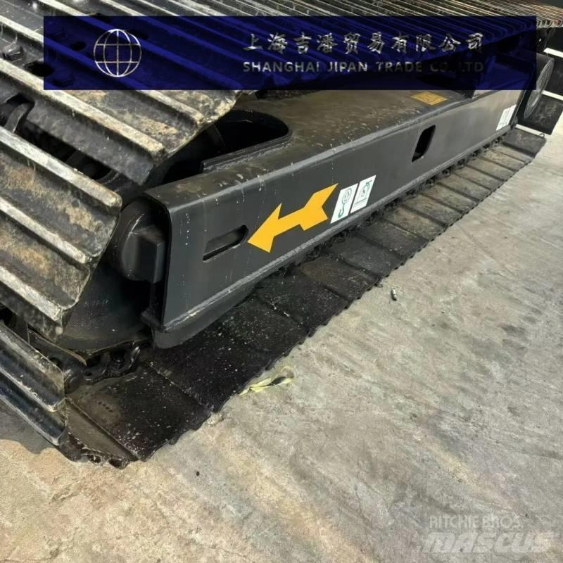Komatsu PC 70 Roomikekskavaatorid