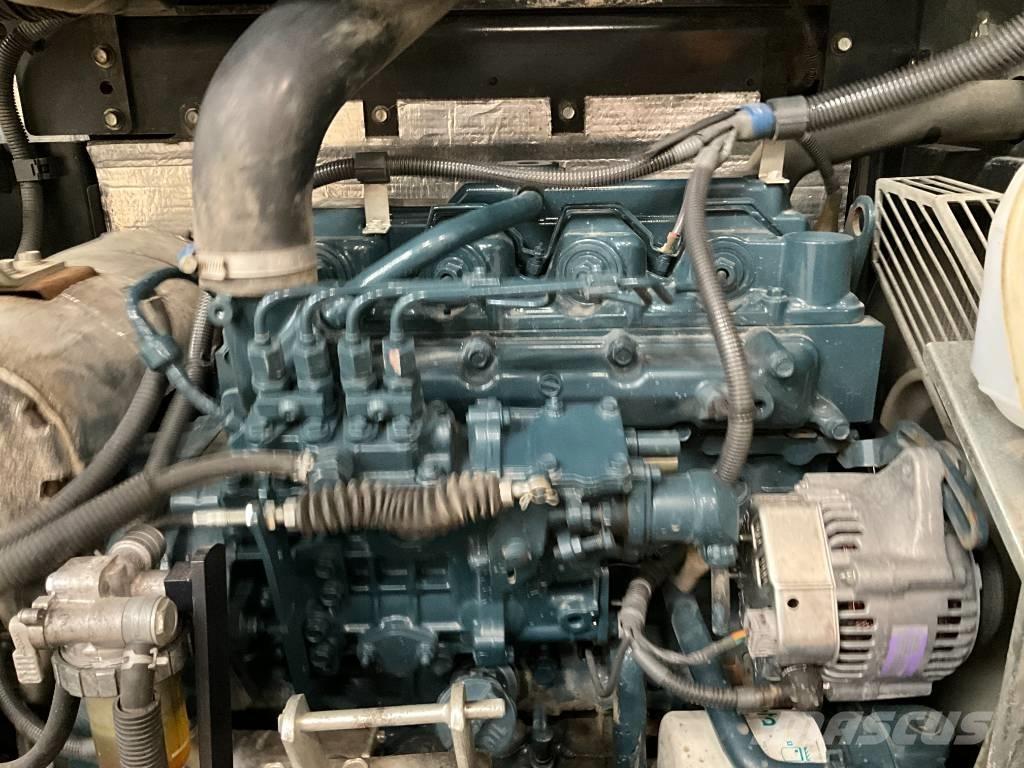 Kubota R 082 Rataslaadurid