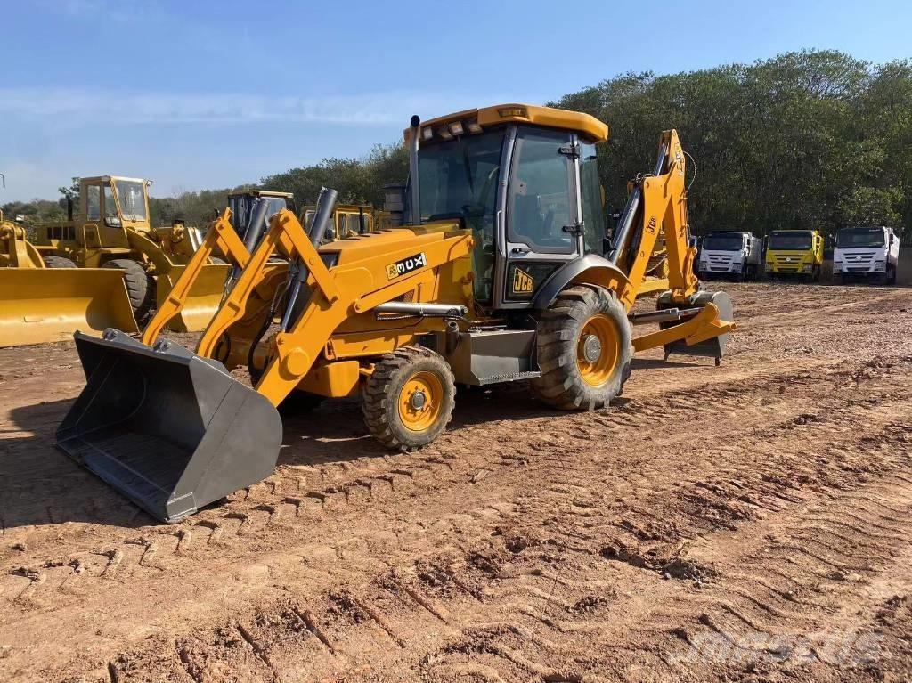 JCB 3CX Ekskavaatorlaadurid
