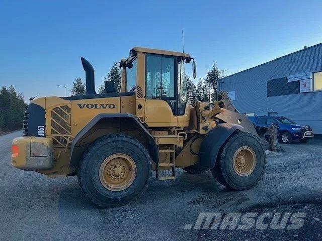 Volvo L90F Rataslaadurid