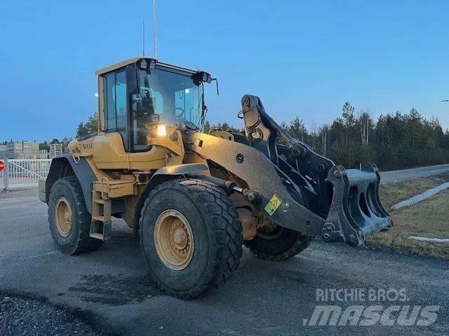 Volvo L90F Rataslaadurid
