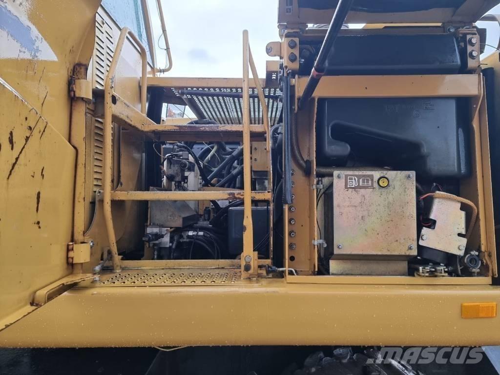 CAT M 313 C Ratasekskavaatorid