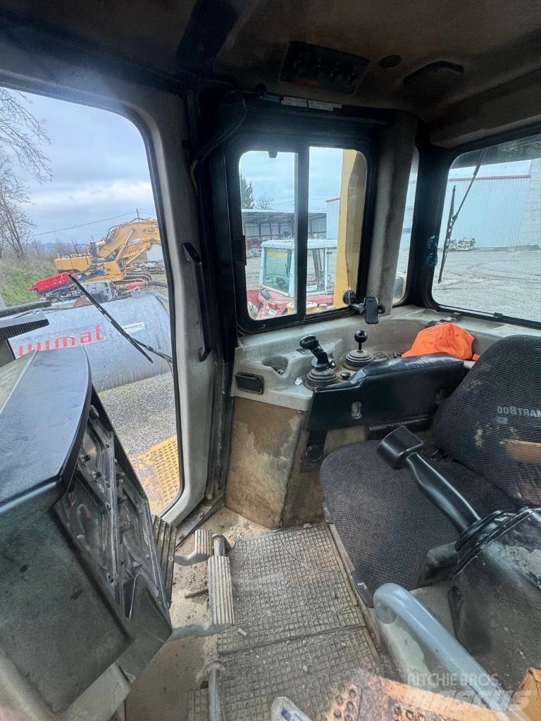 CAT D 6 R II DS XL Buldooserid