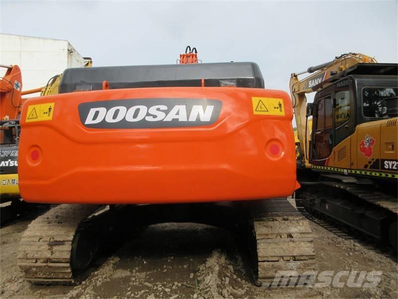 Doosan DX 340 Roomikekskavaatorid