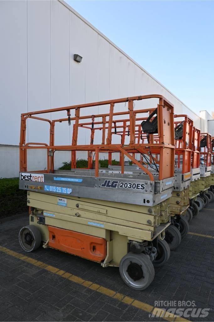 JLG 2030 ES Käärtõstukid