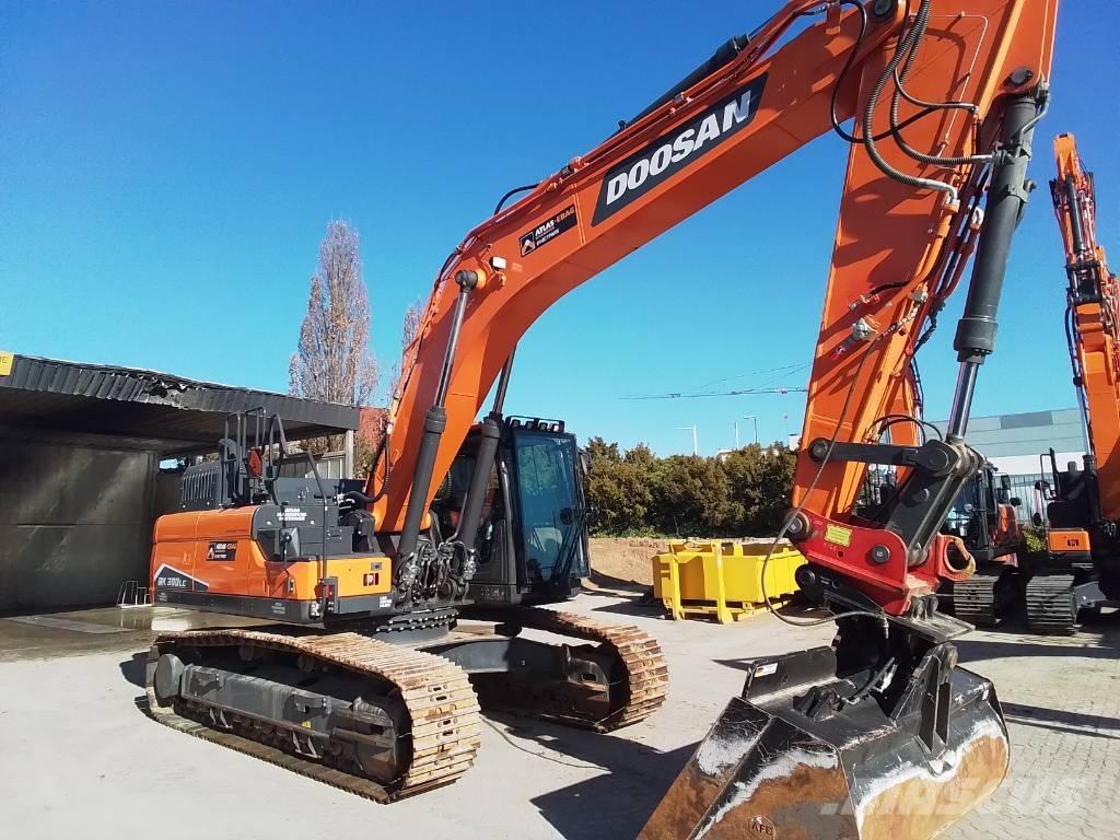 Doosan DX300LC-7 K Roomikekskavaatorid